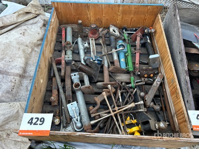 Quantity of Jacks & Hitch