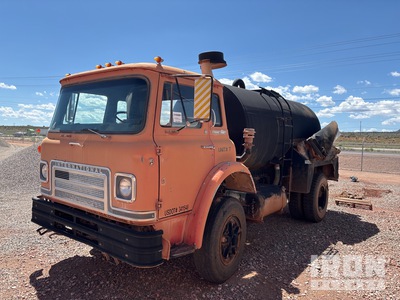 1979 International 1950B Cargostar 4x2 COE شاحنة مياه