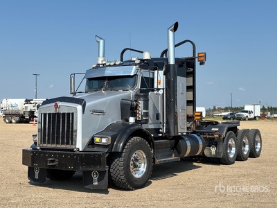 2010 Kenworth T800 8x6 Logging Tri/A Sleeper Truck Tractor