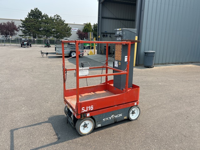 2017 Skyjack SJ16 Vertical Mast Lift 2017 Skyjack SJ16 Vertical Mast Lift