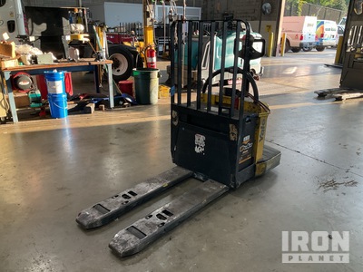2018 Yale MPE060LFN24T2748 6000 lb Electric Palletwagen