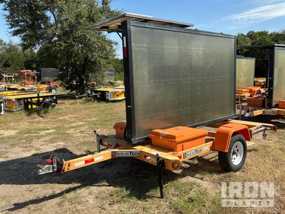 2013 Solar Technology  Inc Silent Messenger Solar Full Matrix Message Board