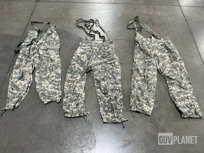 (22) Pairs of Cold Weather Trousers