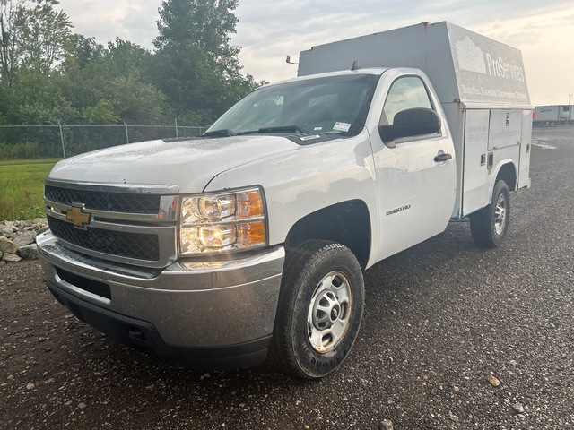 2014 Chevrolet Silverado 2500HD 4x2 Utility Truck 2014 Chevrolet Silverado 2500HD 4x2 Utility Truck