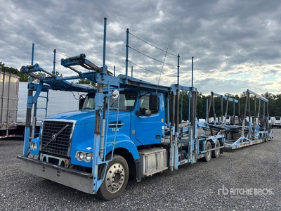 2014 Volvo VAH 6x4 Car Carrier Truck