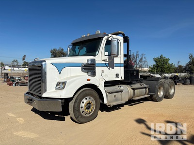 2014 Freightliner CORONADO 12 6x4 T/A Day Cab Truck Tractor