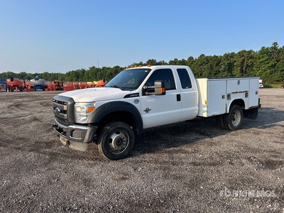 2015 Ford F-550 XL 4x4 Camion utilitaire
