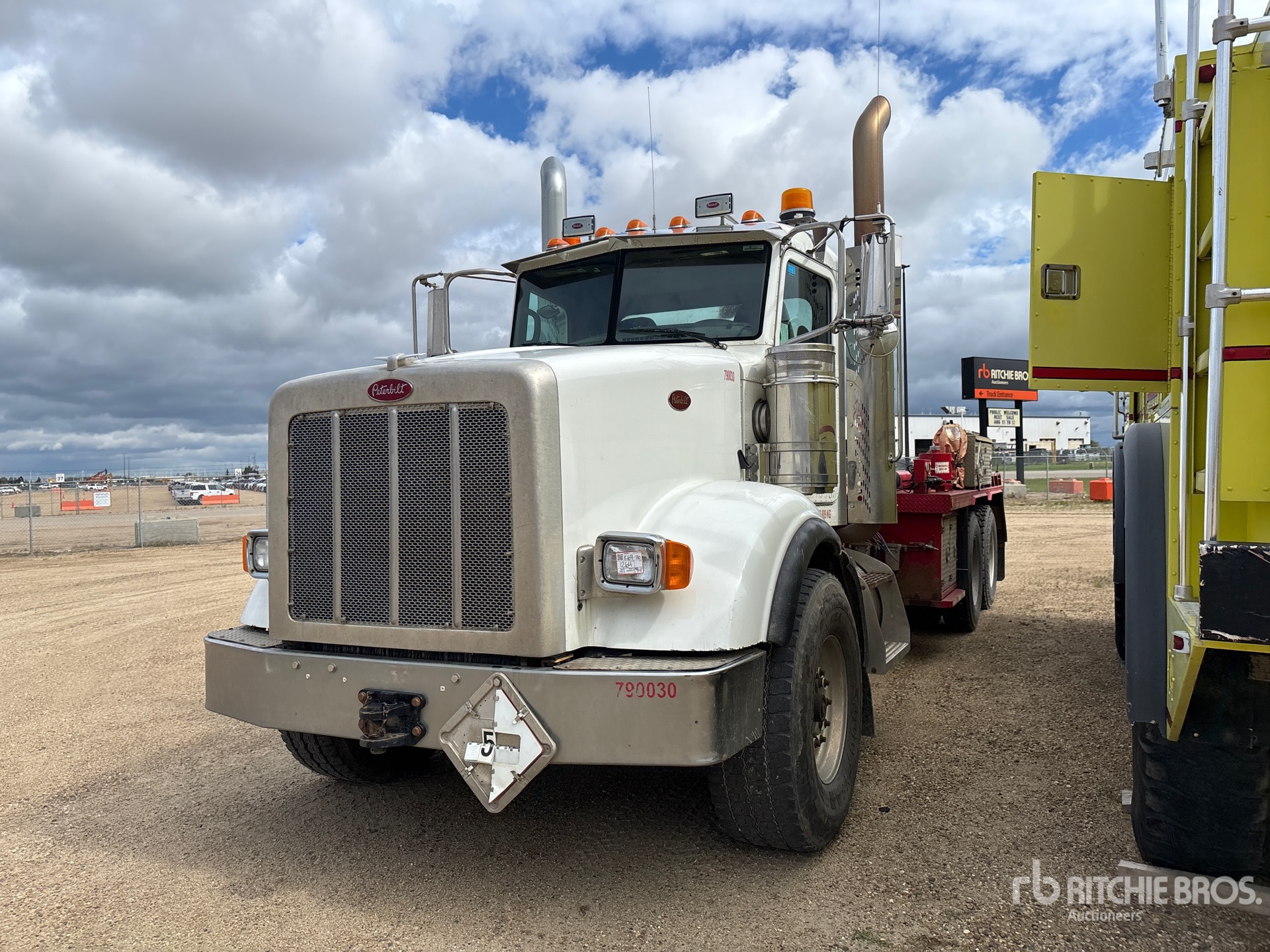 2014 Peterbilt 367 6x4 Cab and Chassis
