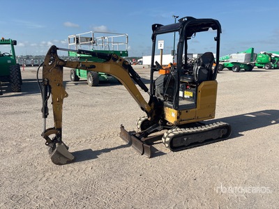 2020 Cat 301.7CR を見 Mini Excavator