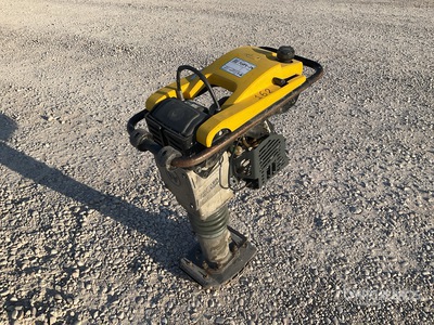 2018 Wacker Neuson BS50-4As آلة لتسوية السطح غير المستوي