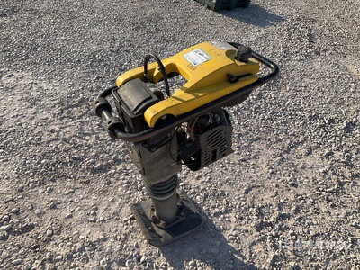 2019 Wacker Neuson BS50-4As آلة لتسوية السطح غير المستوي