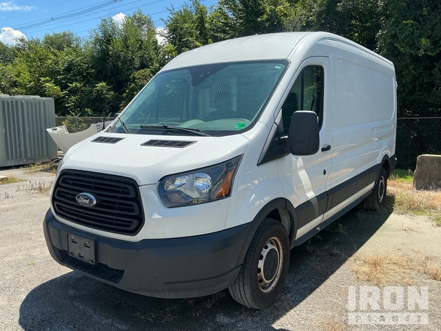 1FTYE2CM6KKB76296 2019 Ford Transit -150 photo no. 1