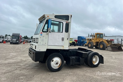 Capacity 146410 4x2 Spotter Truck