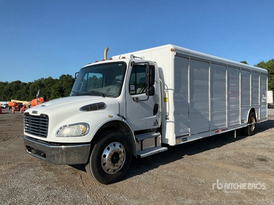 2009 Freightliner M2 106 4x2 14 Bay Ciężarówka do przewozu napojów