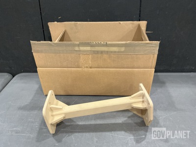 (17) Navistar Defense 3887606C1 Vehicular Components Brackets