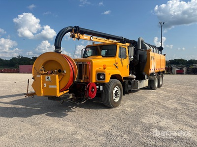 Safe Jet Vac on 1999 International F-2654 6x4 Sewer Cleaner Truck