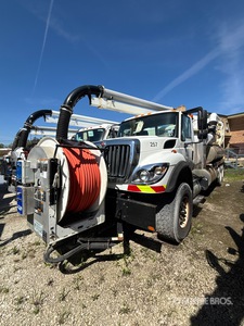 2012 Vactor Guzzler 2100-P-FN on 2013 International 7500 6x4 Rioolreinigingswagen