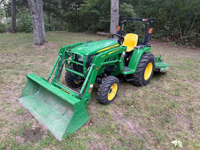 2019 John Deere 3038E 4WD Utility Tractor