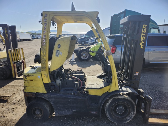 2021 Hyster H50FT 4800 lb Forklift (Inoperable)