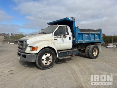 Ford F-650 XL 4x2 Dump Truck