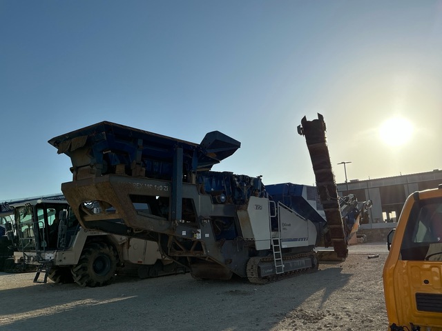 2018 Kleemann MR 130 Zi EV02 Tracked Closed Circuit Impact Crusher Plant