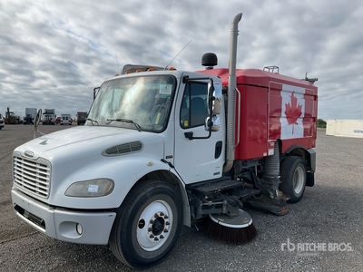 2007 Elgin Whirlwind Series MV on 2007 Freightliner M2 106 4x2 Veegwagen
