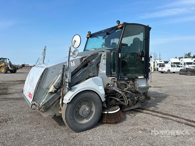 Elgin on 2011 Elgin Pelican Sweeper Truck