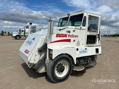 Elgin Pelican on 2005 Elgin Pelican Autocarro spazzatrice