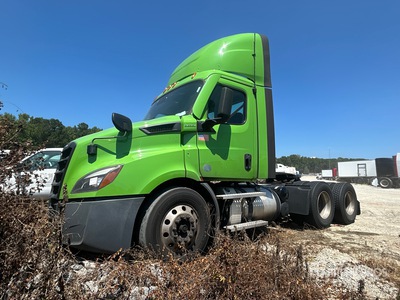 2021 Freightliner Cascadia 116 6x4 T/A Day Cab Truck Tractor