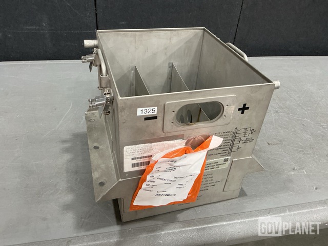 Marathon Norco Aerospace 33006-001 Storage Battery Box