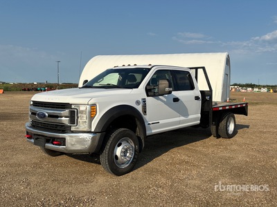 2017 Ford F-550 XLT 4x4 Crew Cab Flatbed Truck