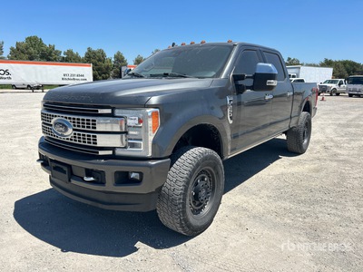 2019 Ford F-250 Platinum 4x4 Crew Cab ピックアップ