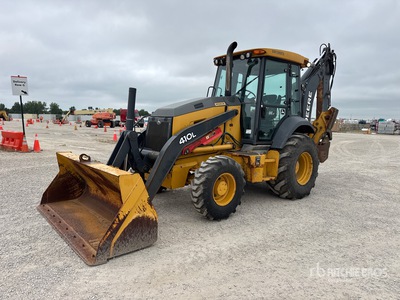 2018 John Deere 410L 4x4 Backhoe Loader