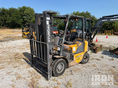 2019 Hyundai 25L-7A Pneumatic Tire Forklift