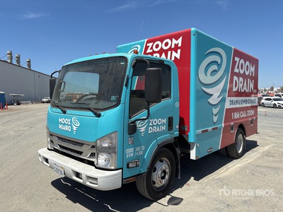 2020 Isuzu NPR HD 4x2 Camion fourgon