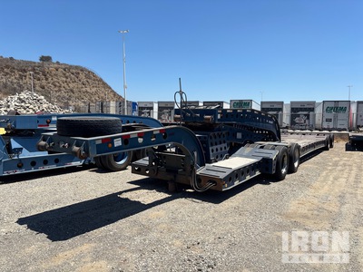 1995 Kozad Axle 7 Trailer Expandable Axle 120000 lb GVWR, Mechanical Removable Gooseneck, T/A Jeep dieplader
