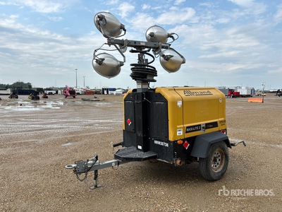 2014 Allmand Maxi-Lite II V-TWR 20 kW Wieża oświetleniowa