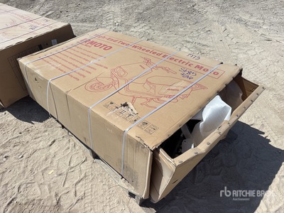 2026 IRMOTO-WHITE Electric Moped (Unused)