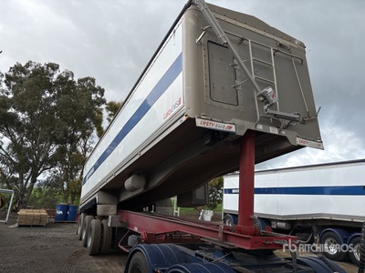 2013 Lusty EMS 10 m Tri/A Sliding Hinterkipper
