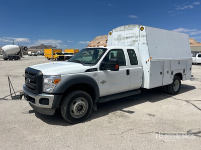 2013 Ford F-550 XL 4x4 Extended Cab Camión Utilitario