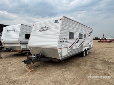 Jayco Jay Flight 27 ft T/A Travel Trailer
