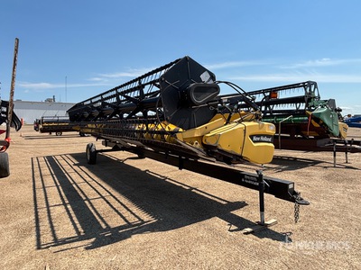 2005 New Holland 74C 30 ft Flex Combine Header