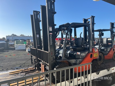 2017 Toyota 328FG25 Forklift