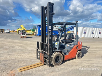2017 Toyota 32-8FG25 Forklift