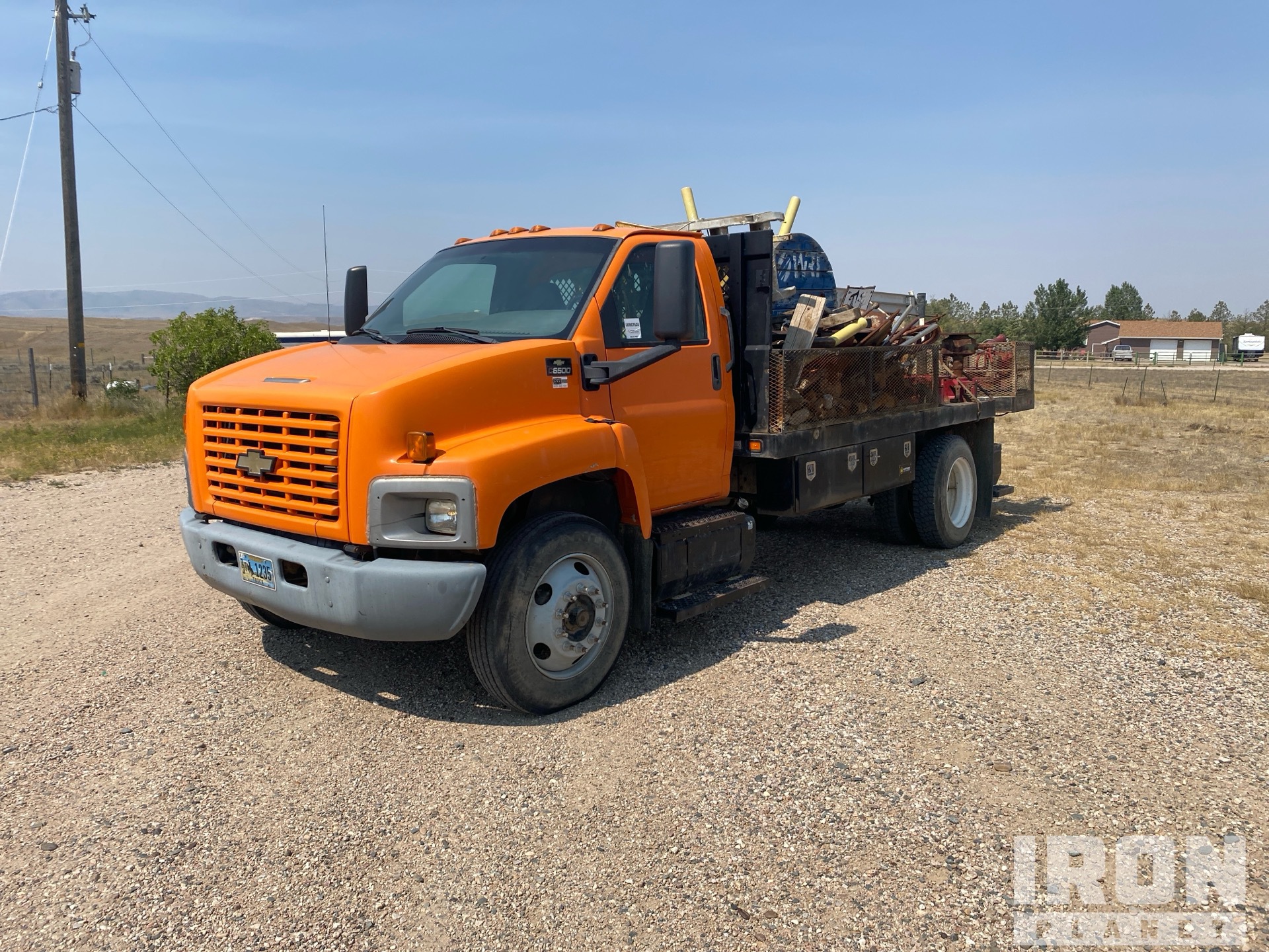 2005 Chevrolet 6500 4x2 Rig-Up Truck