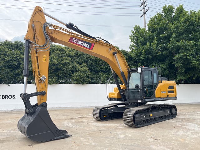 2025 XCMG XE260EN Tracked Excavator