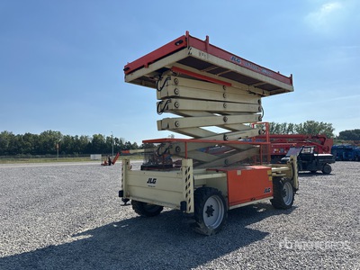 2007 JLG 203-24 4x4 Diesel منصة رفع متحركة