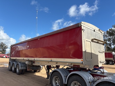 2011 Sloanebuilt Tri/A End Dump Trailer