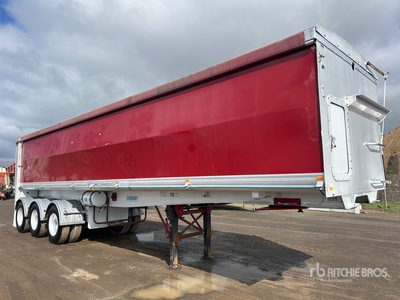 2011 Sloanebuilt 10.7 m Tri/A End Dump Trailer