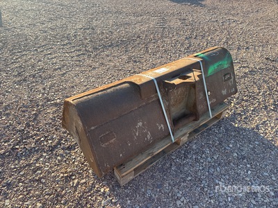 1480 mm Godet Cleanup Bucket